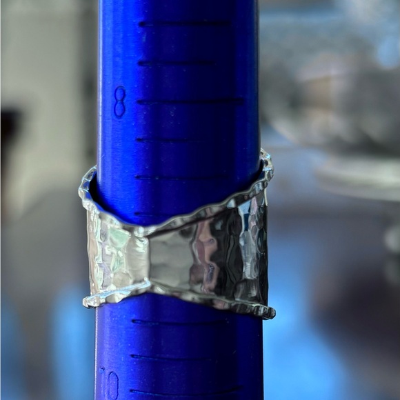 925 White Gold Rhodium Silver Ring Hammered Modern size 9 - Picture 10 of 10